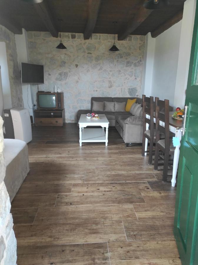 Rustic Stone House Villa Бар Екстериор снимка