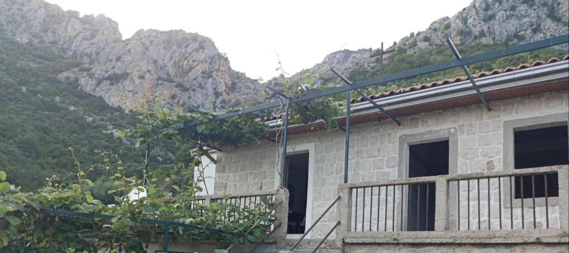 Rustic Stone House Villa Бар Екстериор снимка